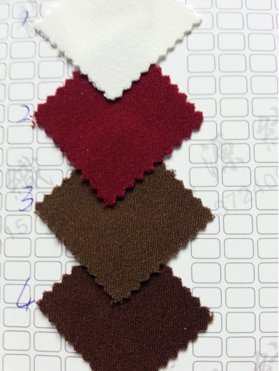 LGYUG 時裝面料 94%T  6%SP 340G 153CM H5159# 後面照